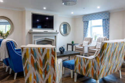 Home - image 8